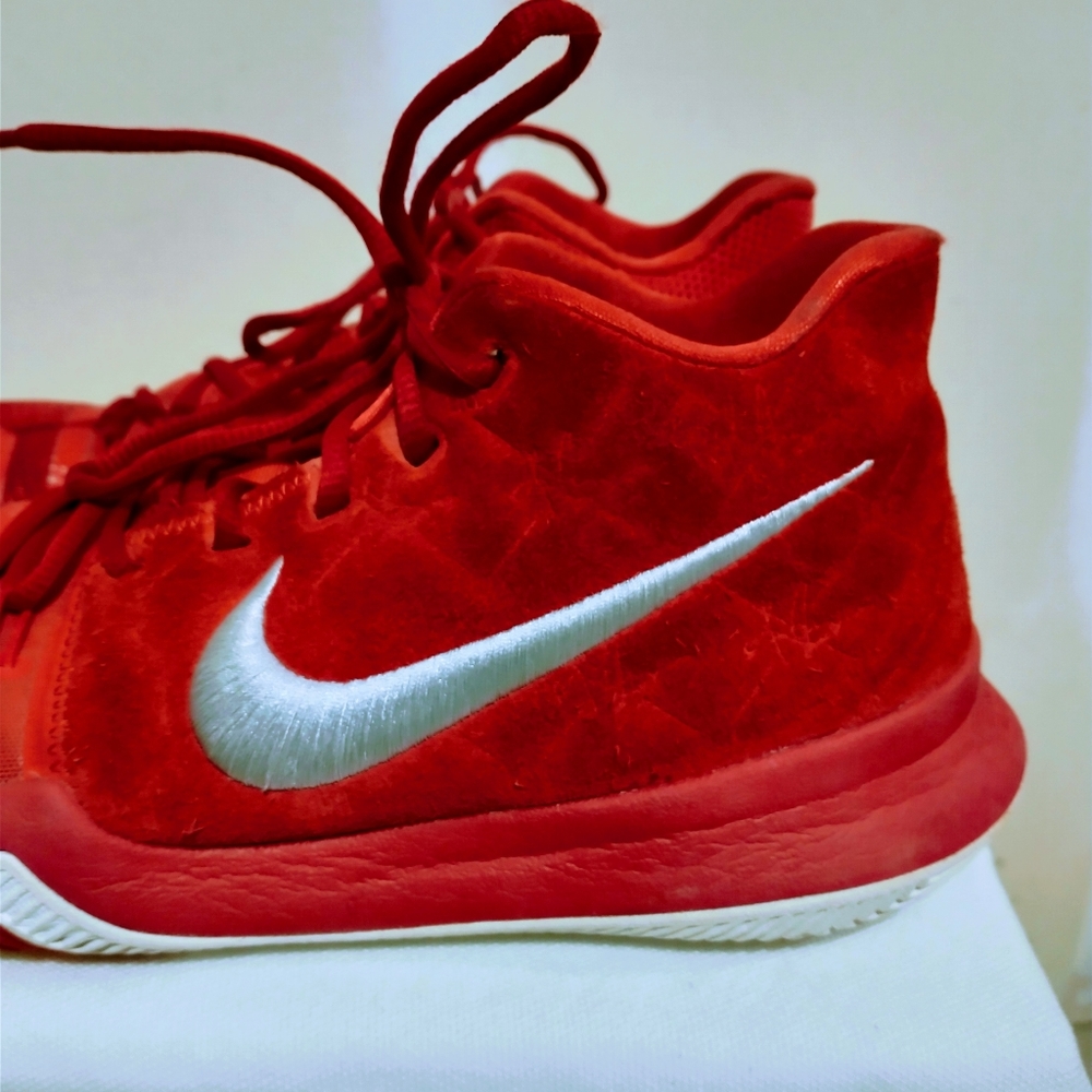 NIKE University Red, Grey & White Baskeball Shoes - Picture 7 of 15